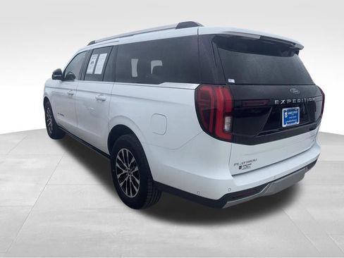 Used 2025 Ford Expedition Max Platinum AWD/4WD image 23