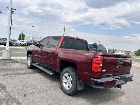 Used 2017 Chevrolet Silverado 1500 LT w/ All Star Edition AWD/4WD image 3