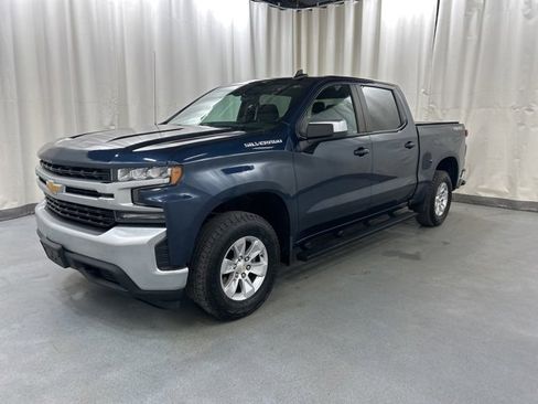 Used 2020 Chevrolet Silverado 1500 LT w/ All-Star Edition image 2