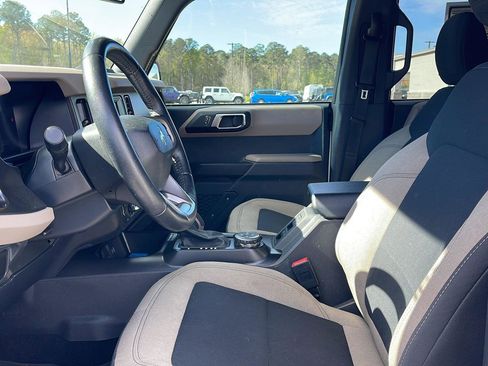 Used 2022 Ford Bronco Big Bend w/ Sasquatch Package image 13