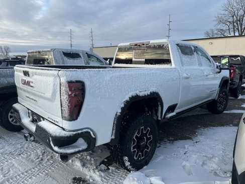 New 2026 GMC Sierra 2500 AT4X image 2