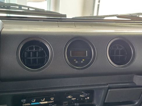 Used 1988 Suzuki Samurai 4WD Soft Top image 63