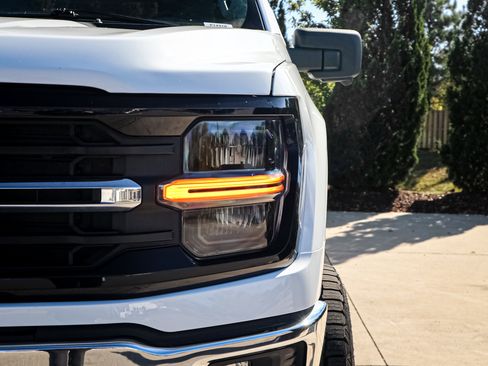 Used 2024 Ford F150 XLT w/ Tow/Haul Package image 6