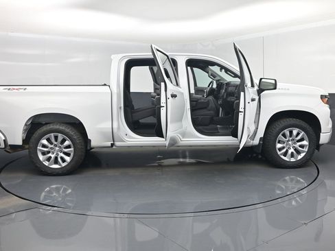 Used 2022 Chevrolet Silverado 1500 Custom image 56
