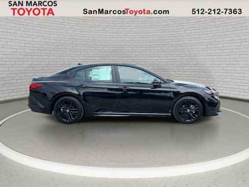 New 2026 Toyota Camry SE image 4