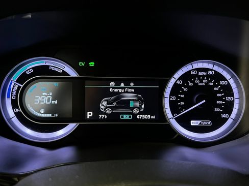 Used 2022 Kia Niro LXS FWD image 15