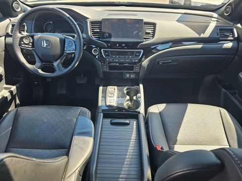 Used 2023 Honda Passport Elite image 25