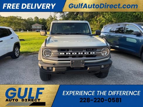 Used 2023 Ford Bronco Big Bend AWD/4WD image 3