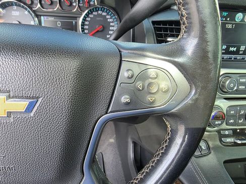 Used 2020 Chevrolet Tahoe LT w/ Luxury Package image 18