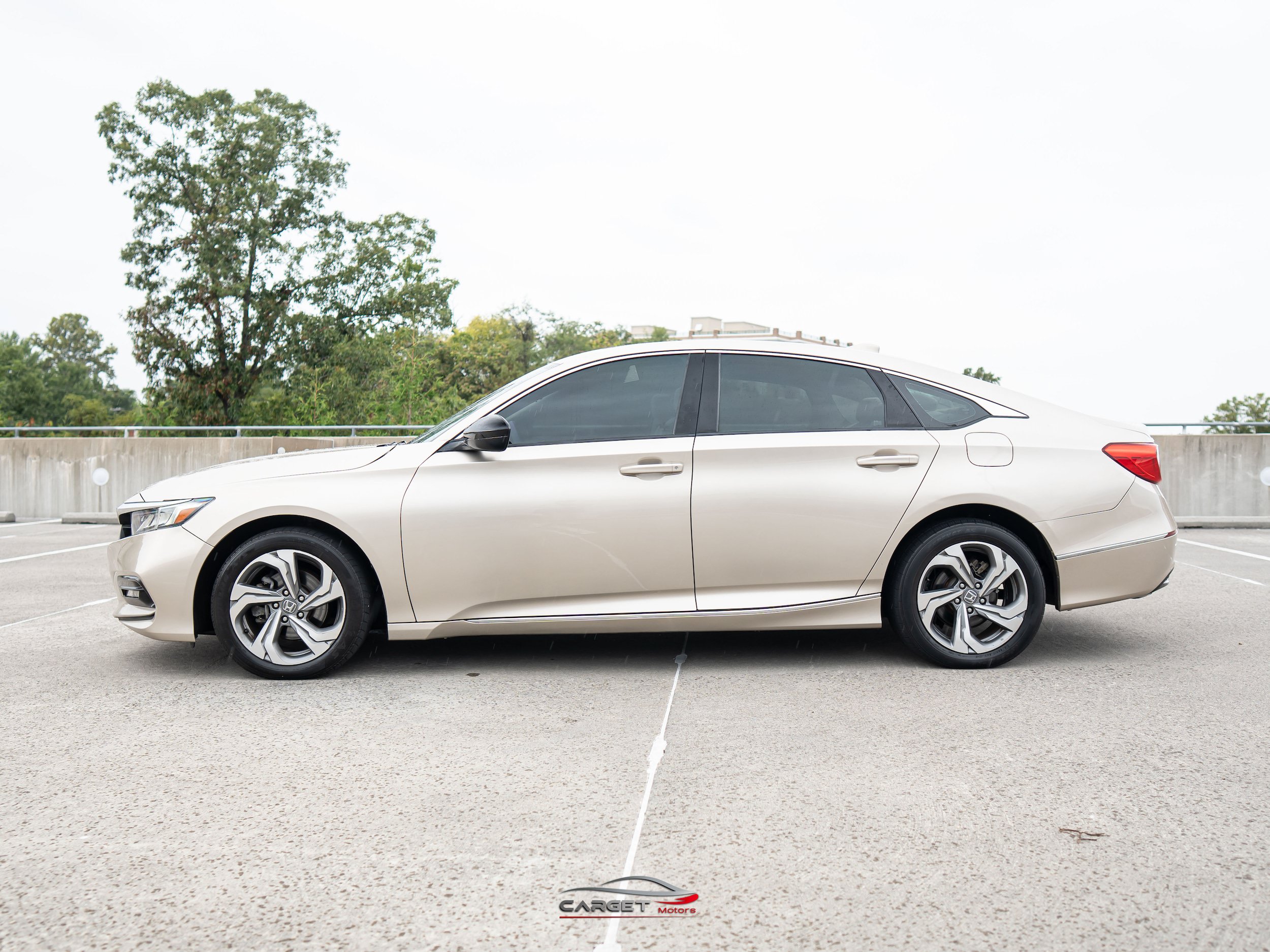 Used 2020 Honda Accord EX image 4