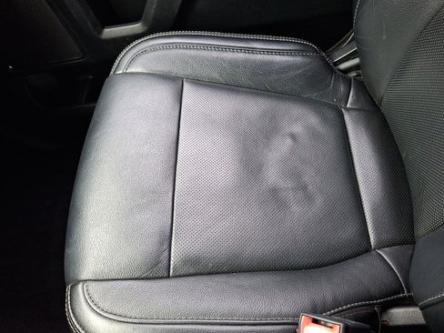 Used 2019 Ford F250 Lariat w/ Chrome Package image 26