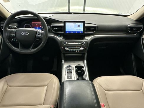 Used 2020 Ford Explorer XLT w/ Equipment Group 202A image 26