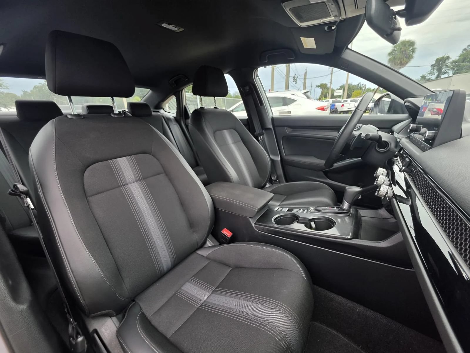 Used 2023 Honda Civic Sport image 11