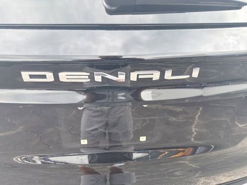Certified 2025 GMC Acadia Denali w/ Super Cruise Package FWD image 41
