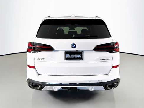 New 2026 BMW X5 xDrive50e w/ M Sport Package image 6