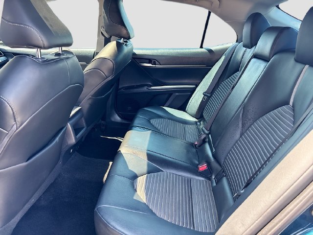 Used 2020 Toyota Camry SE FWD image 27
