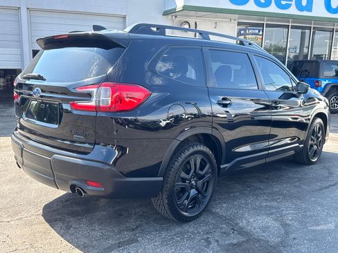 Used 2023 Subaru Ascent Onyx Edition image 5