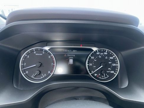 Used 2021 Nissan Rogue SV w/ Premium Package image 12