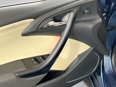 Used 2017 Buick Cascada Premium FWD image 18