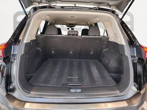 Used 2023 Nissan Rogue SV FWD image 13