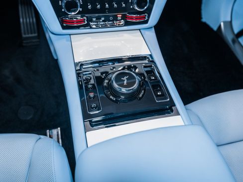 Used 2023 Rolls-Royce Ghost image 45