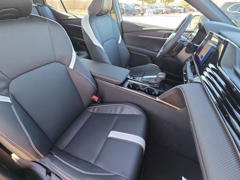 New 2026 Toyota Camry SE image 10