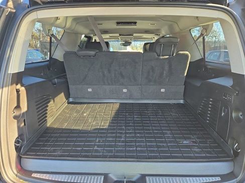 Used 2015 Cadillac Escalade ESV Premium image 12