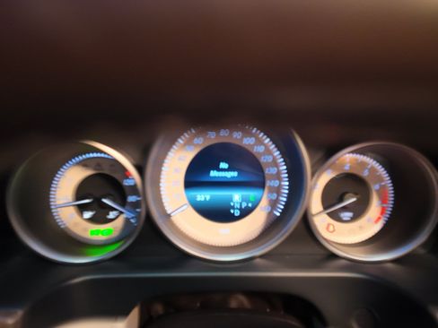 Used 2016 Mercedes-Benz E 350 4MATIC Sedan image 15