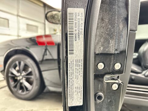 Used 2023 Dodge Challenger SXT w/ Blacktop Package image 22