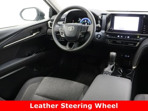 Certified 2025 Toyota Camry LE image 30