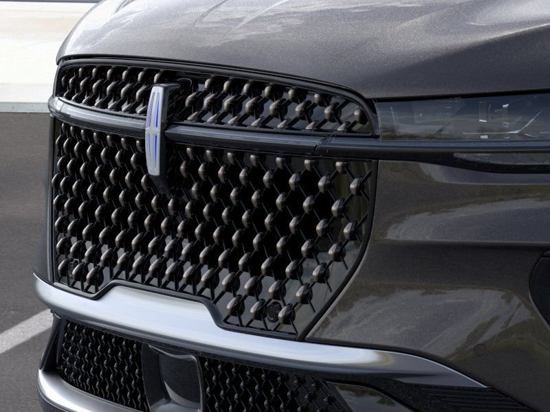 New 2026 Lincoln Nautilus Black Label AWD/4WD image 17