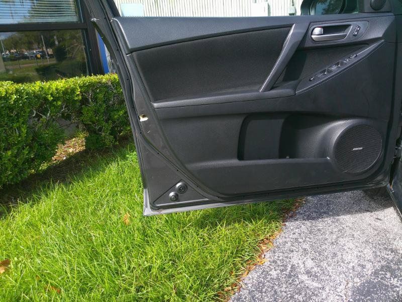 Used 2013 MAZDA MAZDA3 i Touring FWD image 21