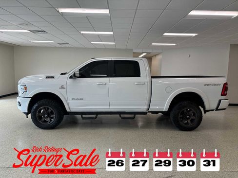 Used 2022 RAM 2500 Laramie image 11