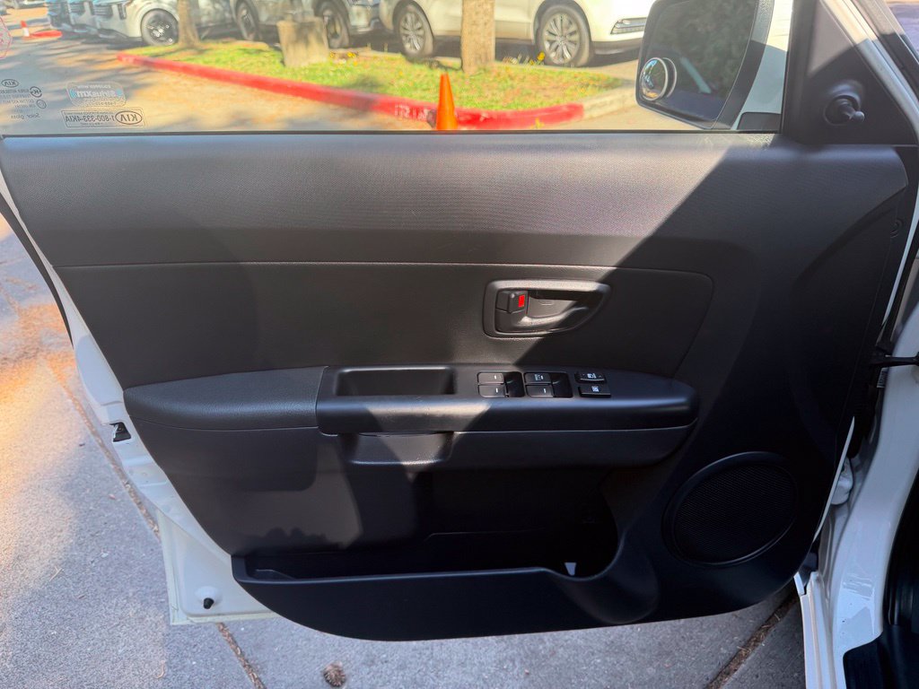 Used 2013 Kia Soul FWD image 12