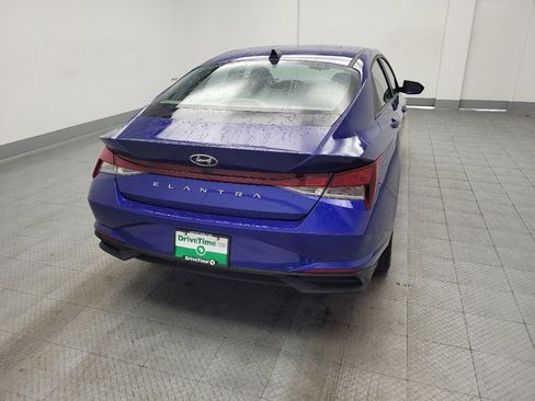 Used 2023 Hyundai Elantra SEL w/ Convenience Package FWD image 7