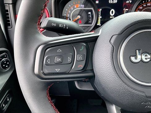 Used 2024 Jeep Wrangler Rubicon w/ Safety Group image 26