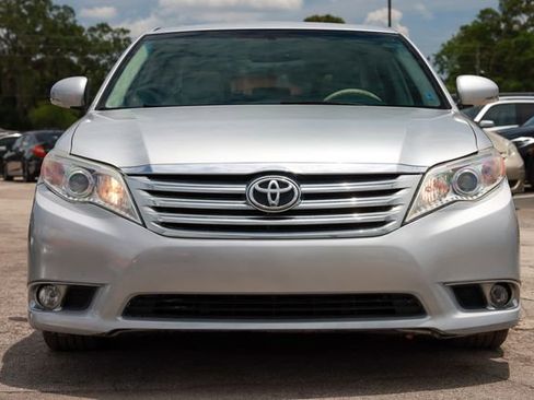 Used 2011 Toyota Avalon FWD image 22