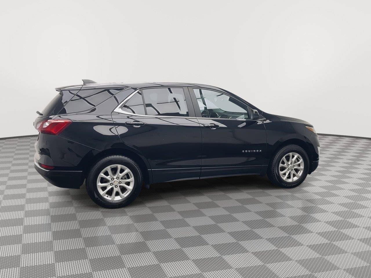 Used 2021 Chevrolet Equinox LT AWD/4WD image 38