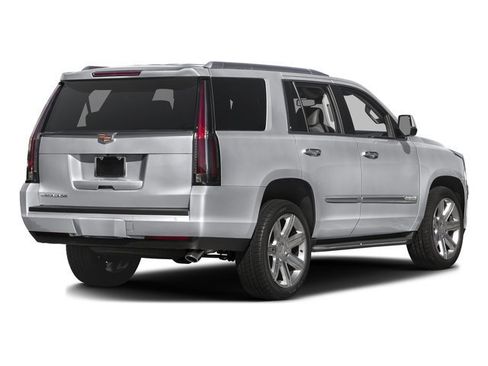 Used 2016 Cadillac Escalade 2WD image 5