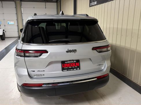 Used 2021 Jeep Grand Cherokee L Limited image 8