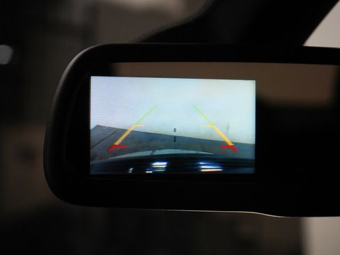Used 2020 Dodge Journey SE FWD image 21