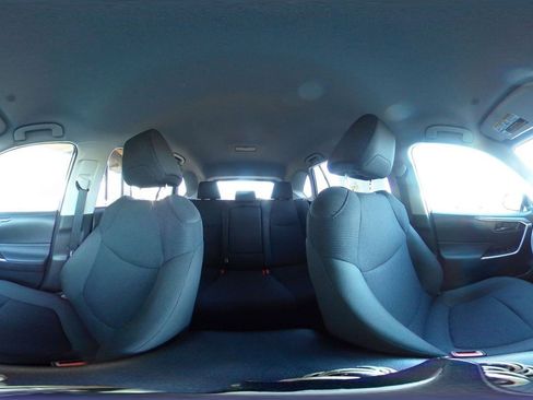 Used 2025 Toyota RAV4 LE image 42