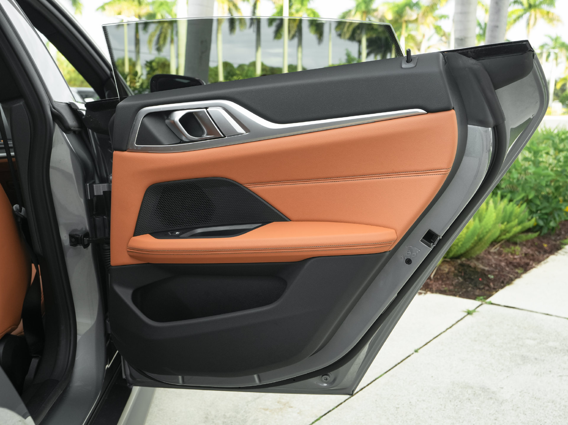 Used 2024 BMW i4 eDrive35 w/ Convenience Package RWD image 40
