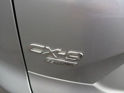 Used 2019 MAZDA CX-9 Signature image 4