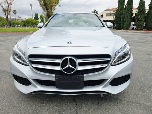 Used 2018 Mercedes-Benz C 300 4MATIC Sedan image 5
