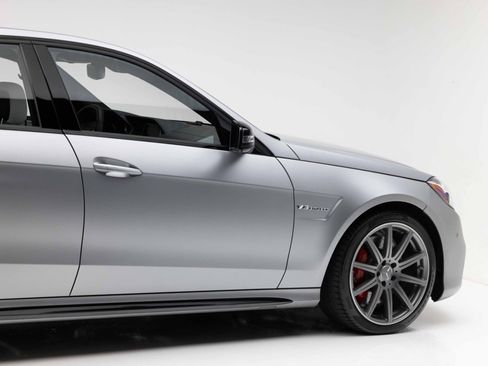 Used 2015 Mercedes-Benz E 63 AMG S-Model image 39