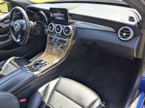 Used 2017 Mercedes-Benz C 300 4MATIC Sedan image 36