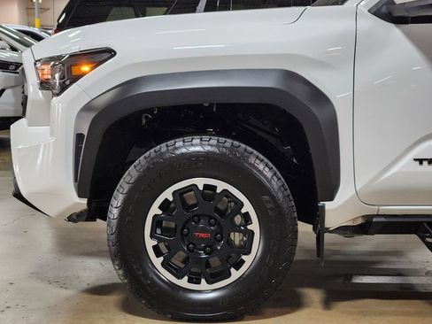 Used 2024 Toyota Tacoma TRD Off-Road AWD/4WD image 5