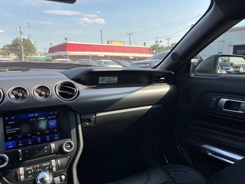 Used 2022 Ford Mustang GT Premium w/ GT Performance Package RWD image 29