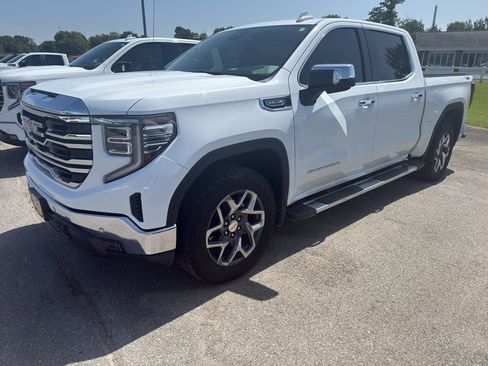 Used 2025 GMC Sierra 1500 SLT w/ SLT Premium Plus Package AWD/4WD image 1